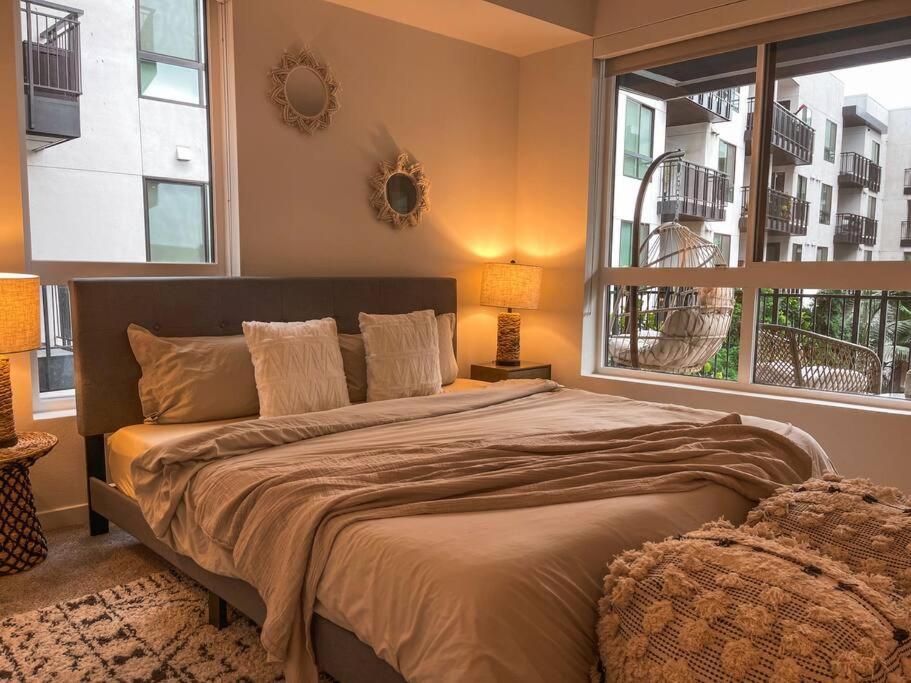Luxury 1Bdr Centrally Located In Hollywood Лос-Анджелес Экстерьер фото
